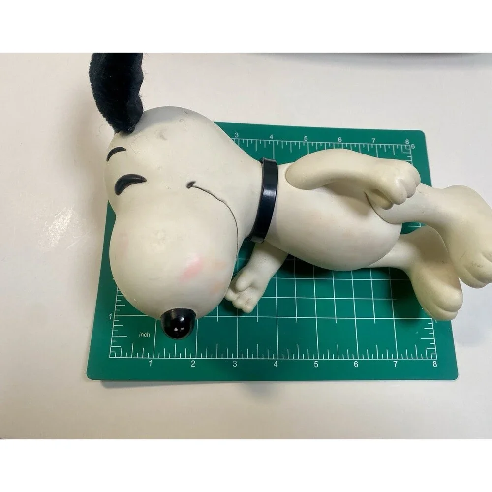 VTG 1958 Snoopy Toy Figure United Feature Syndicate Peanuts Hard Plastic 8”